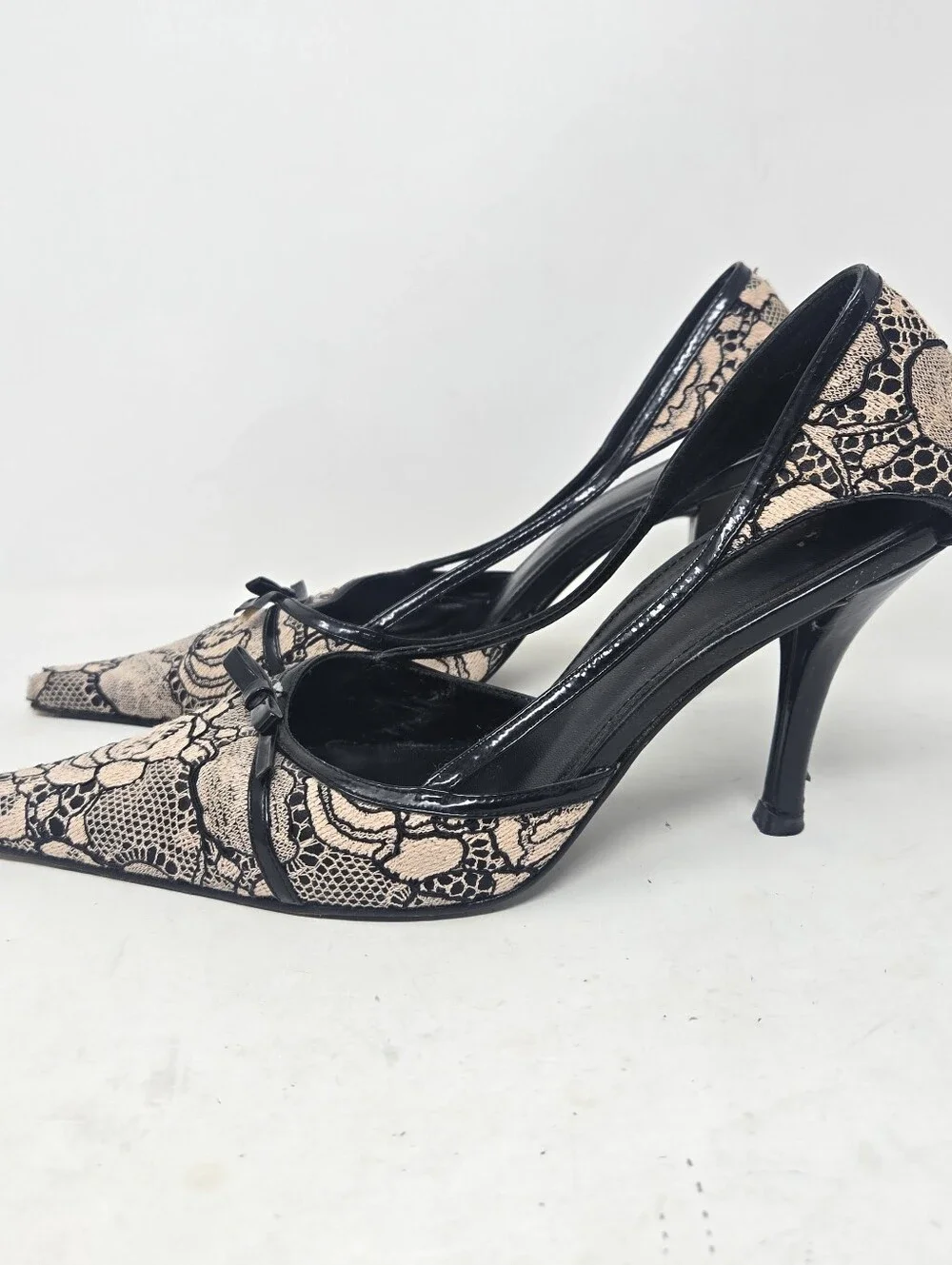 Karen Millen Slip on Pointed Toe Slingback Lace Heels Women's Size 38EU